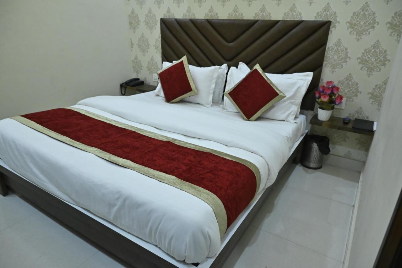 Guntas Residency Hotel Amritsar Exterior photo