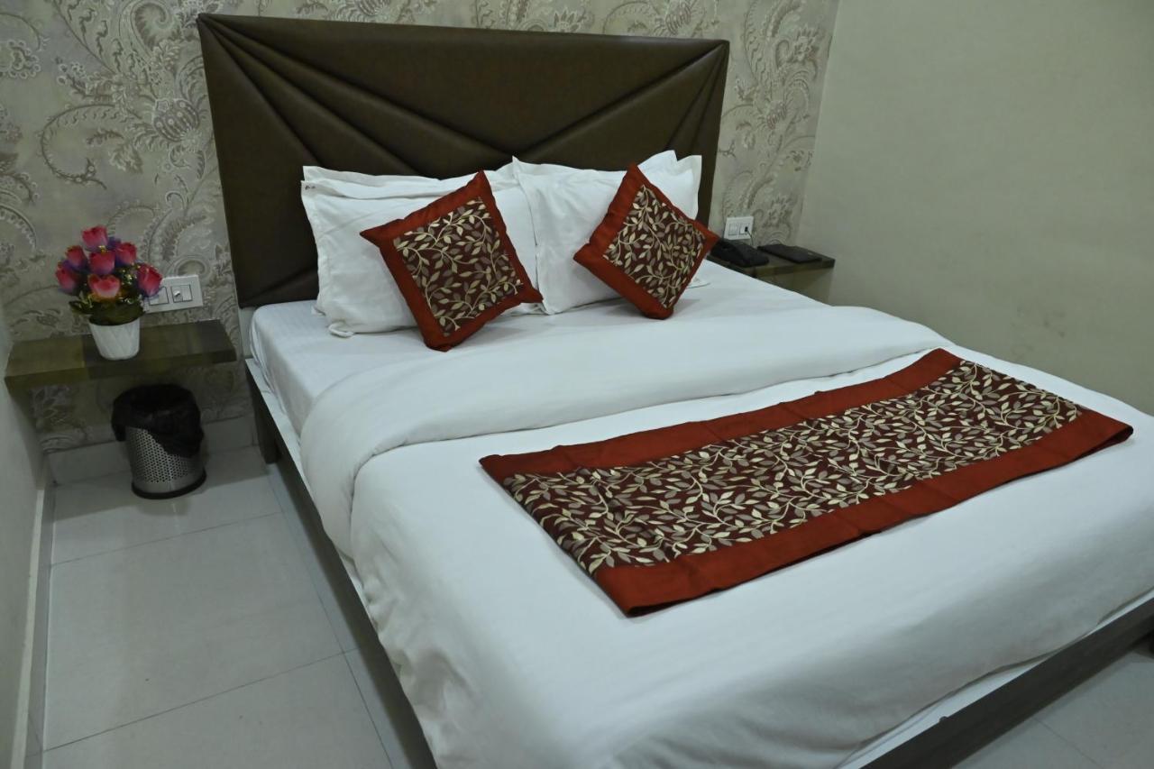 Guntas Residency Hotel Amritsar Exterior photo