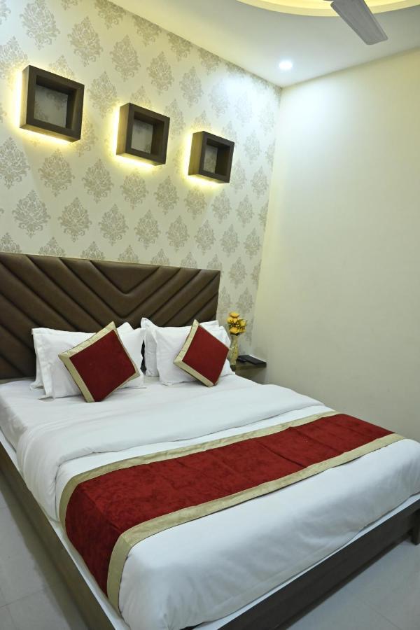 Guntas Residency Hotel Amritsar Exterior photo